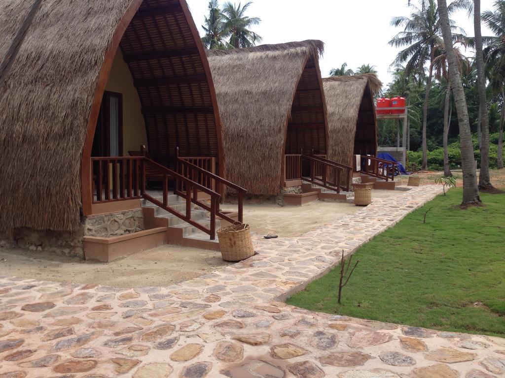 Karimun Lumbung Hotel Каримунджава Екстериор снимка