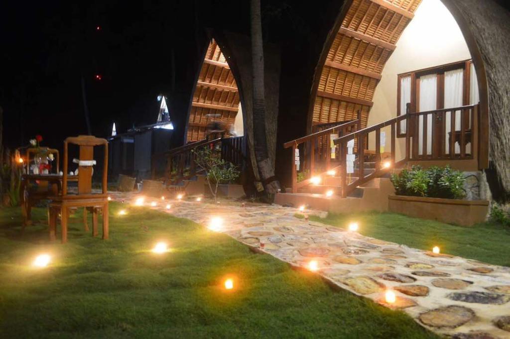 Karimun Lumbung Hotel Каримунджава Екстериор снимка